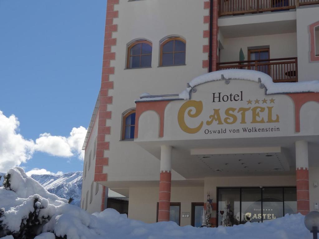 Hotel Castel Oswald Von Wolkenstein Castelrotto Exterior foto